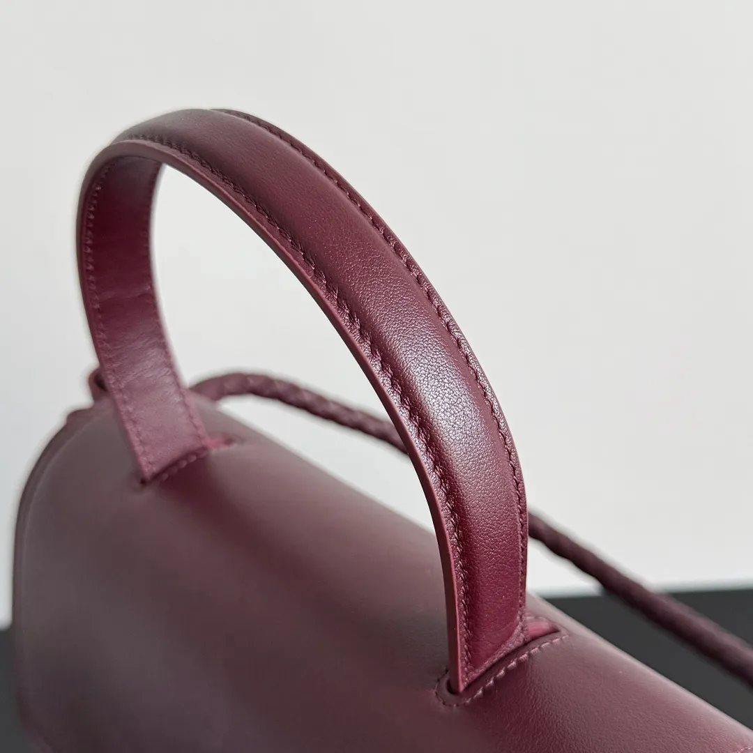 Batch 2360 Barro Red More Details